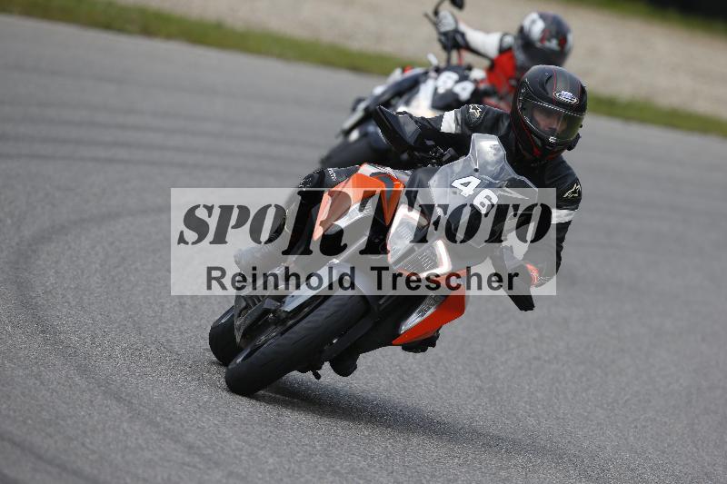 /Archiv-2024/29 12.06.2024 MOTO.CH Track Day ADR/Gruppe blau/46